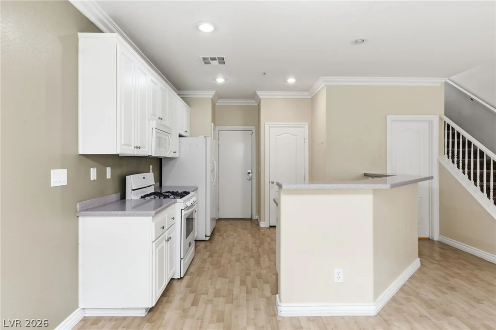 637 Monument Point, Henderson, NV 89002