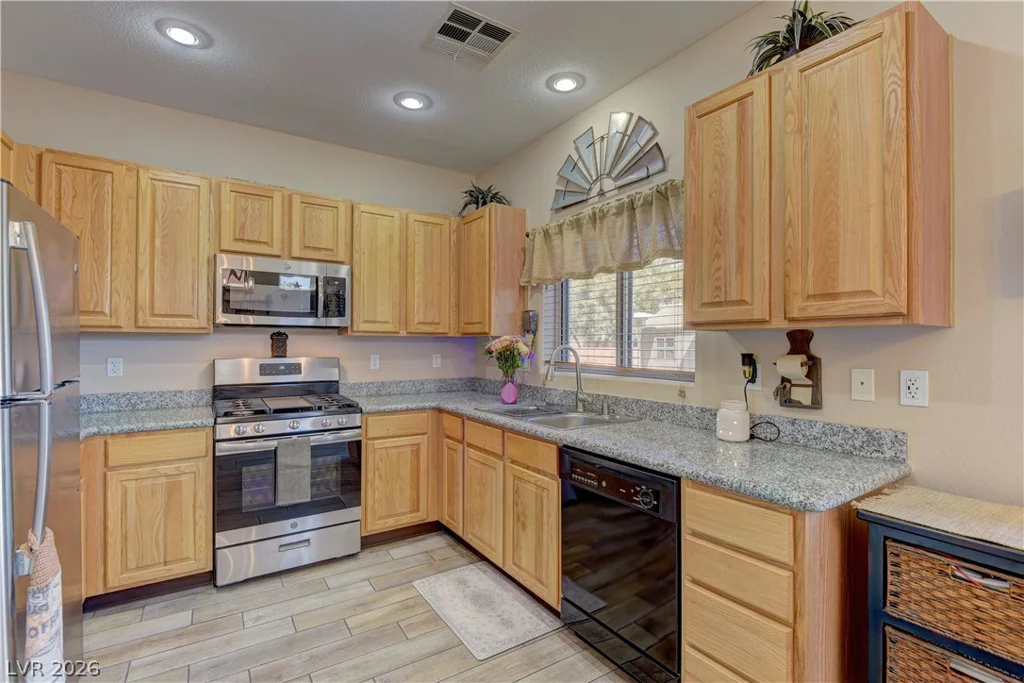 5506 Nickel Ridge, Las Vegas, NV 89122