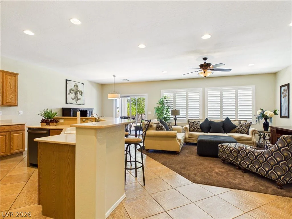 2592 Red Planet, Henderson, NV 89044