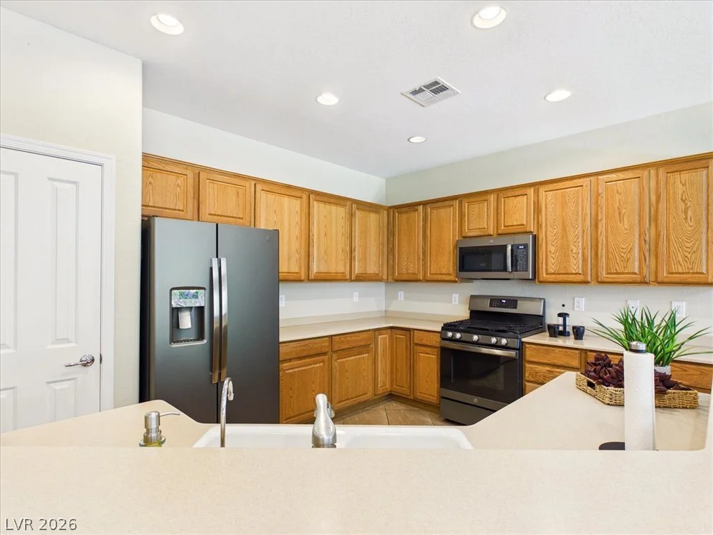 2592 Red Planet, Henderson, NV 89044