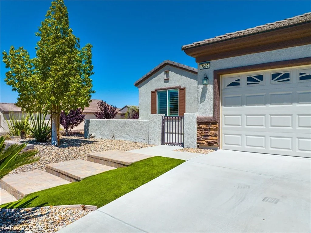 2592 Red Planet, Henderson, NV 89044