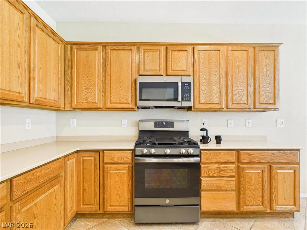 2592 Red Planet, Henderson, NV 89044