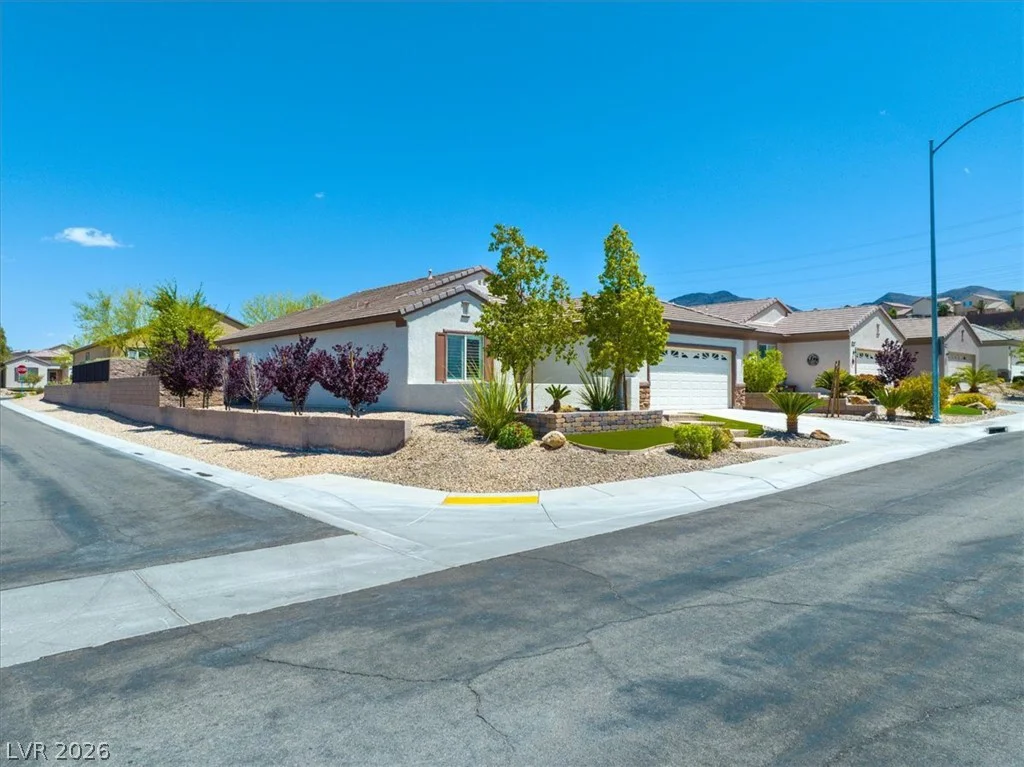 2592 Red Planet, Henderson, NV 89044
