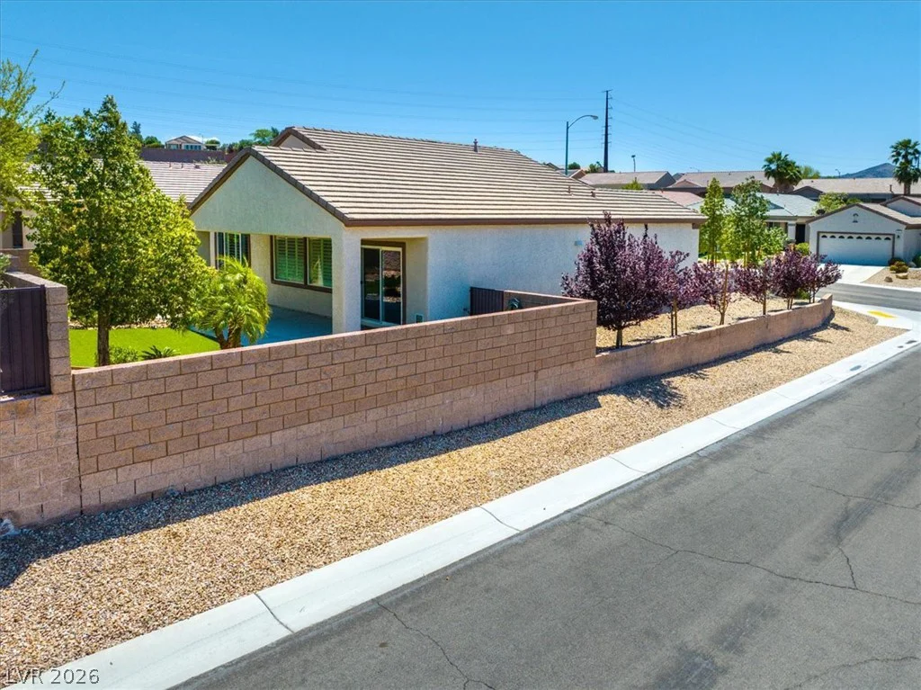 2592 Red Planet, Henderson, NV 89044