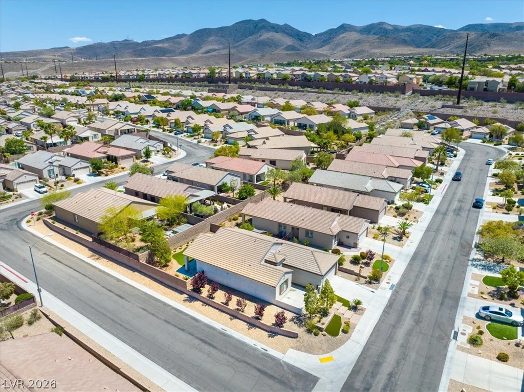 2592 Red Planet, Henderson, NV 89044