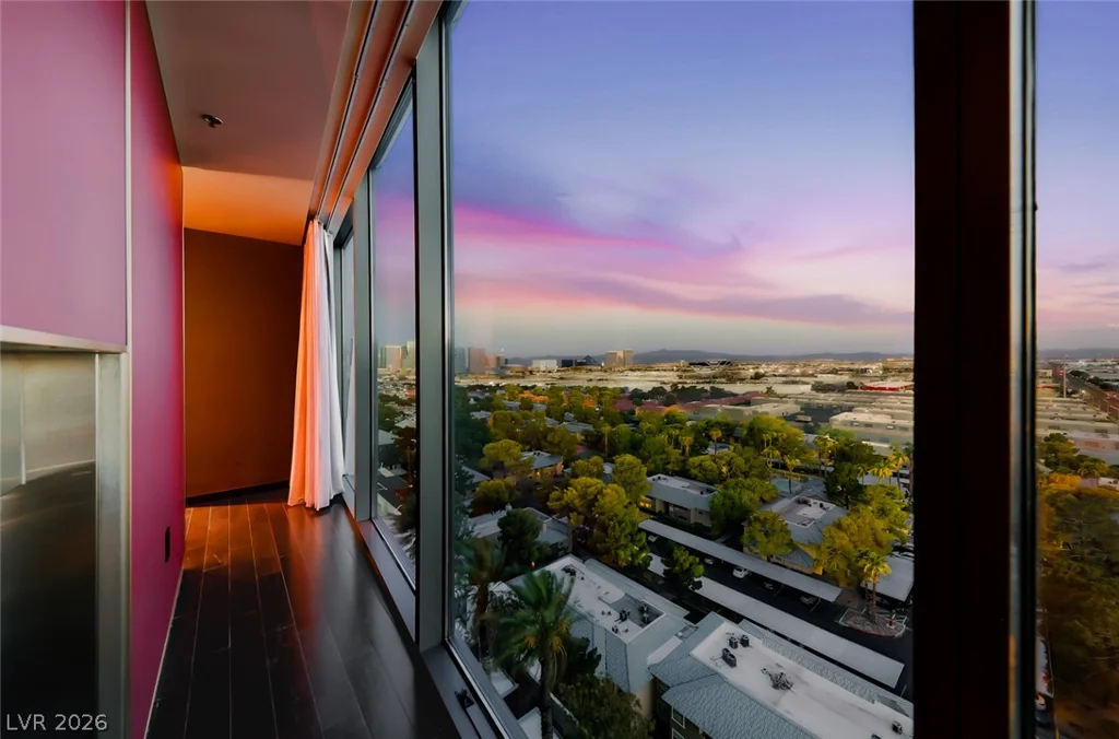 4381 Flamingo, Las Vegas, NV 89103