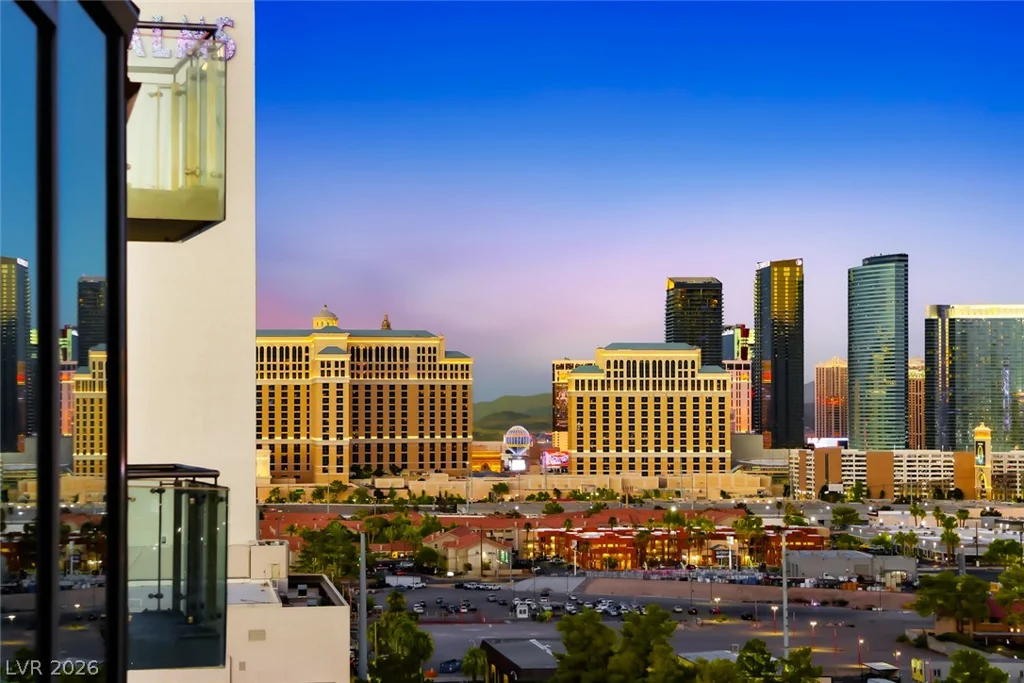 4381 Flamingo, Las Vegas, NV 89103