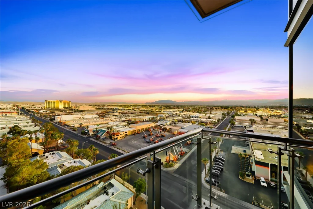 4381 Flamingo, Las Vegas, NV 89103