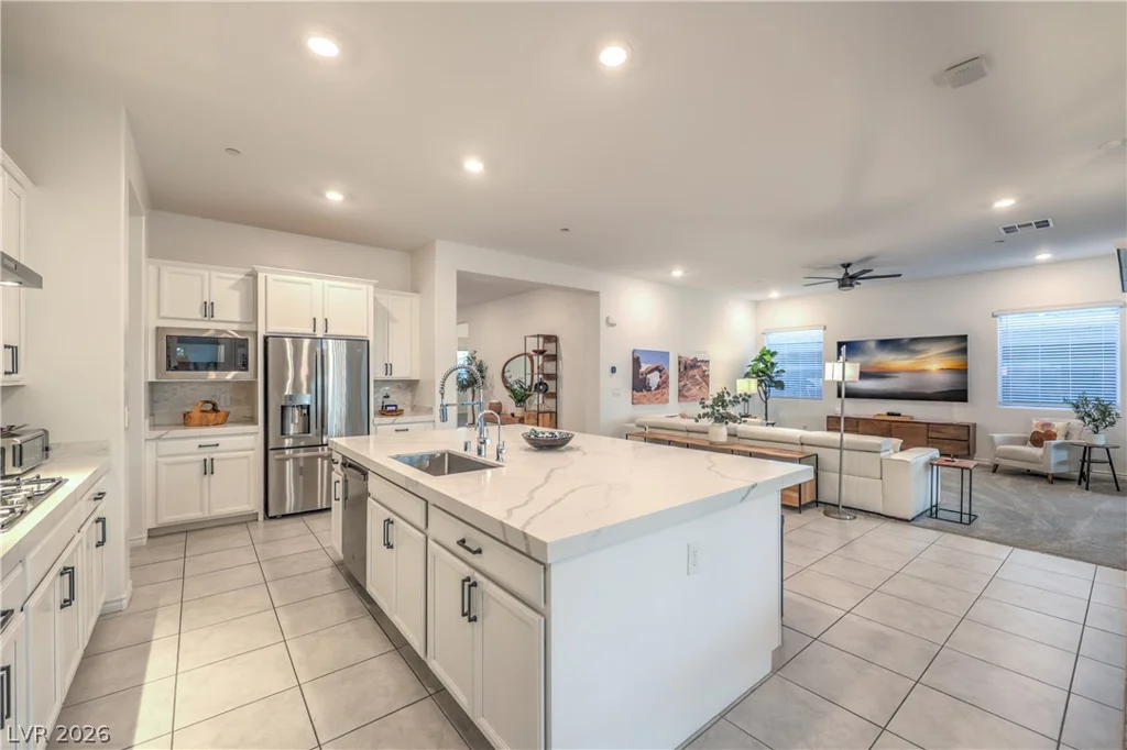 118 Reflection Cove, Henderson, NV 89011