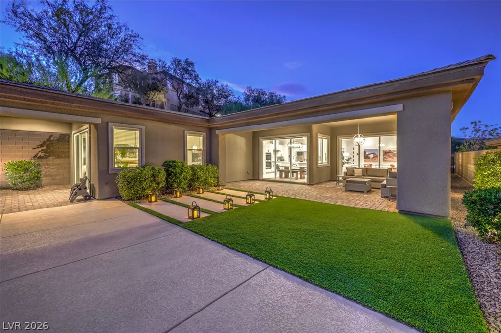 118 Reflection Cove, Henderson, NV 89011