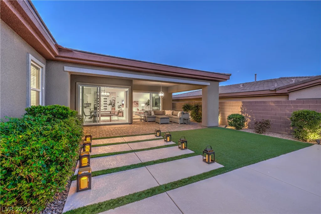 118 Reflection Cove, Henderson, NV 89011