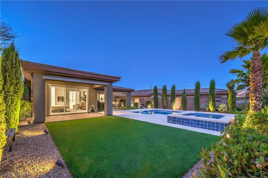 118 Reflection Cove, Henderson, NV 89011