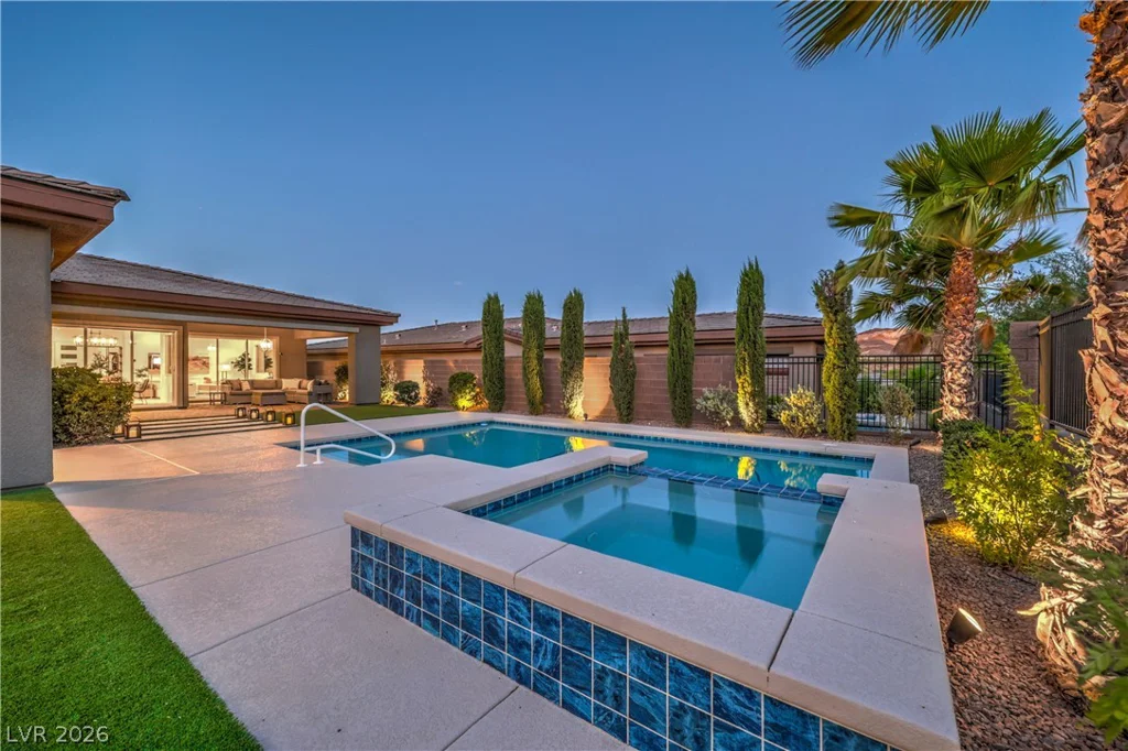 118 Reflection Cove, Henderson, NV 89011