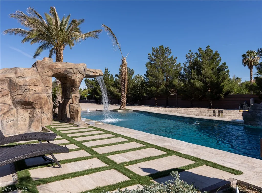 7635 Balsam, Las Vegas, NV 89131