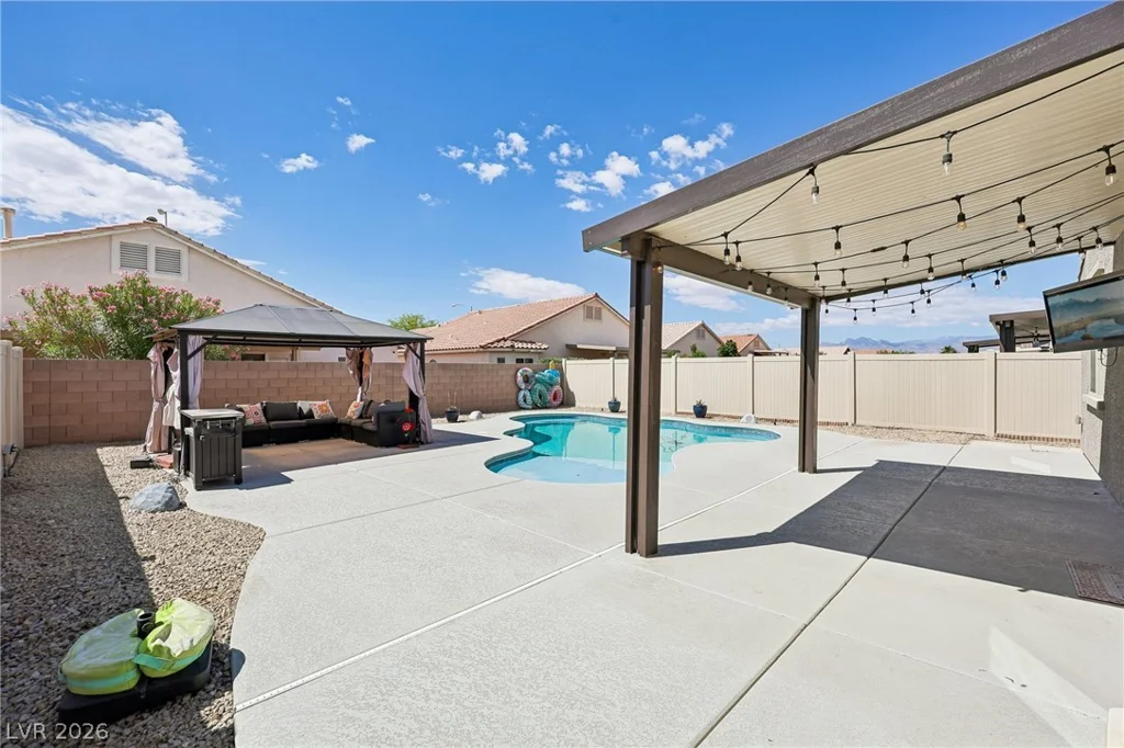 2619 Dollison, North Las Vegas, NV 89081