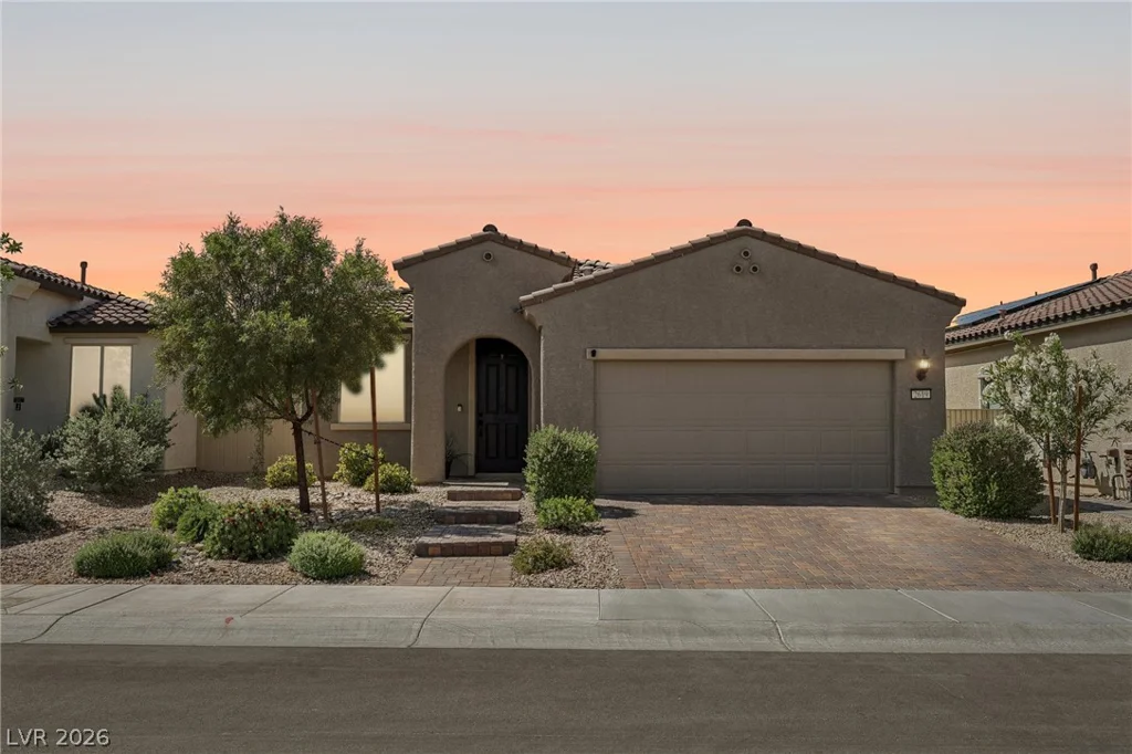 2619 Dollison, North Las Vegas, NV 89081