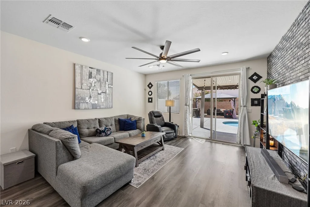 2619 Dollison, North Las Vegas, NV 89081