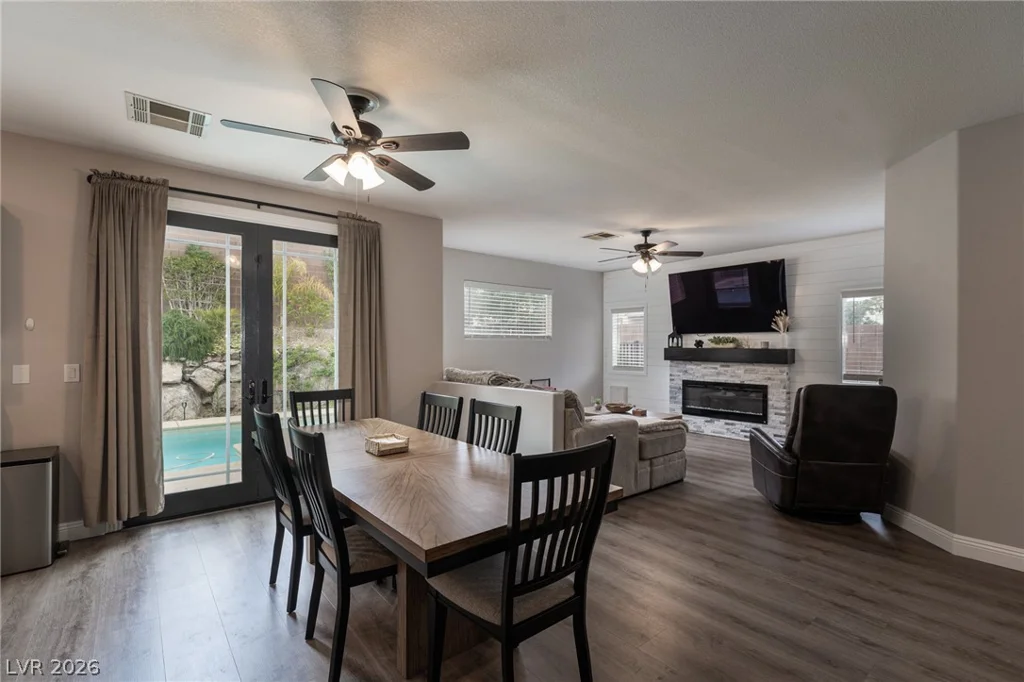 668 Pacific Cascades, Henderson, NV 89012