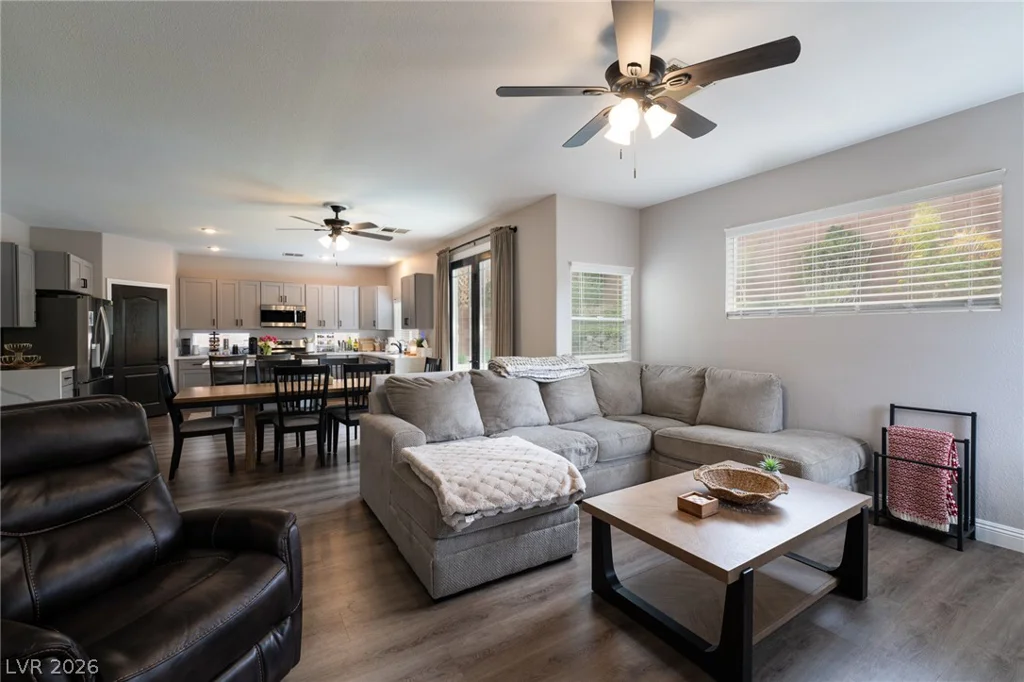 668 Pacific Cascades, Henderson, NV 89012
