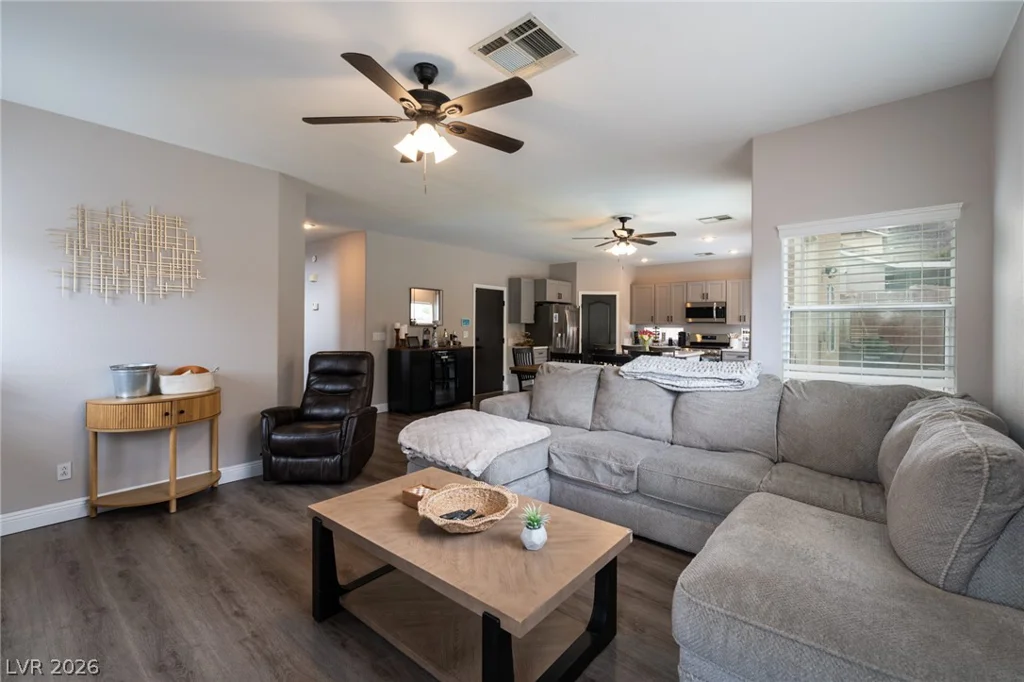668 Pacific Cascades, Henderson, NV 89012