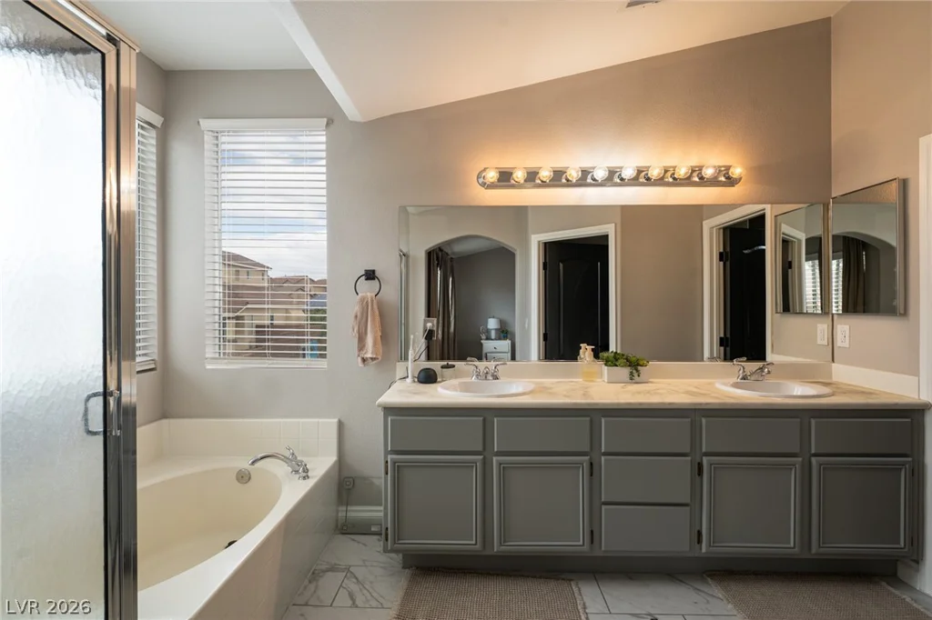 668 Pacific Cascades, Henderson, NV 89012