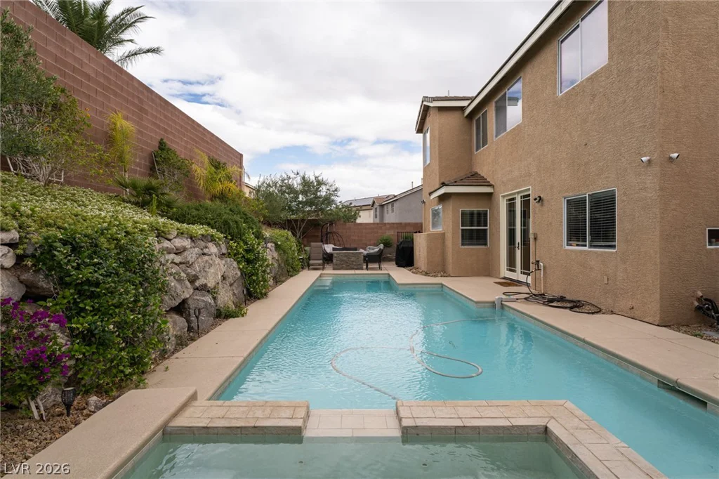 668 Pacific Cascades, Henderson, NV 89012