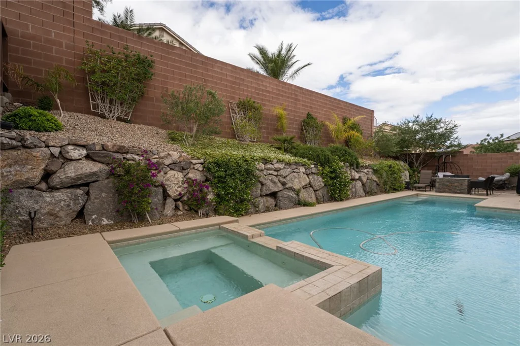 668 Pacific Cascades, Henderson, NV 89012