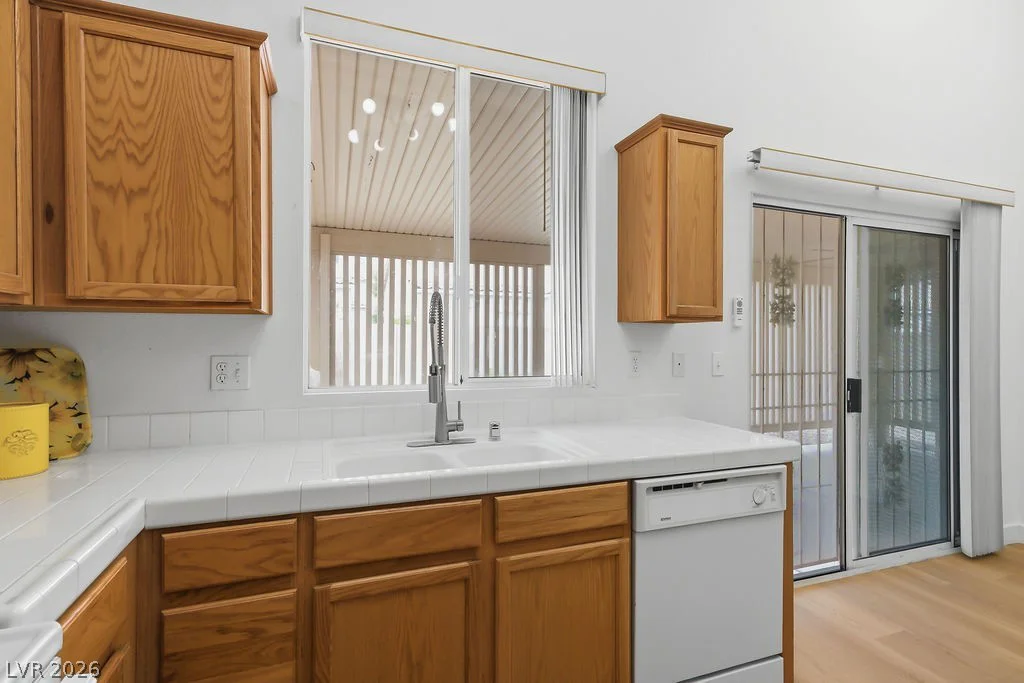 9575 Withering Pine, Las Vegas, NV 89123