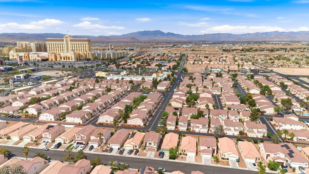 9575 Withering Pine, Las Vegas, NV 89123
