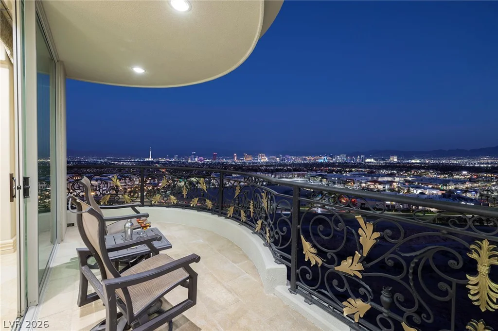 9101 Alta, Las Vegas, NV 89145