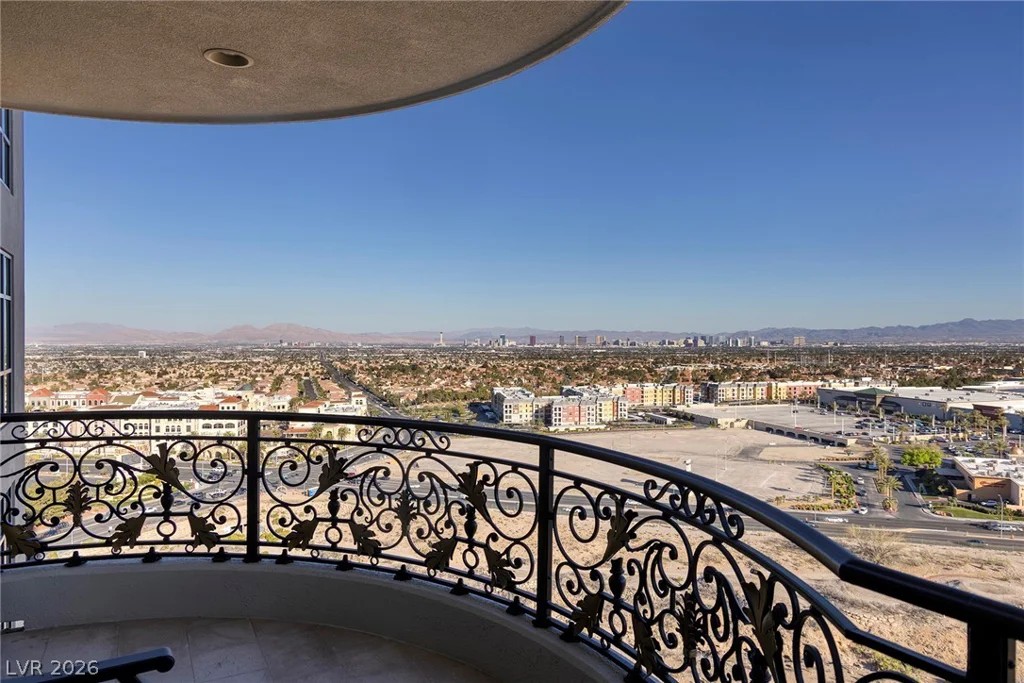 9101 Alta, Las Vegas, NV 89145