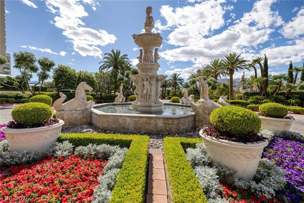 9101 Alta, Las Vegas, NV 89145