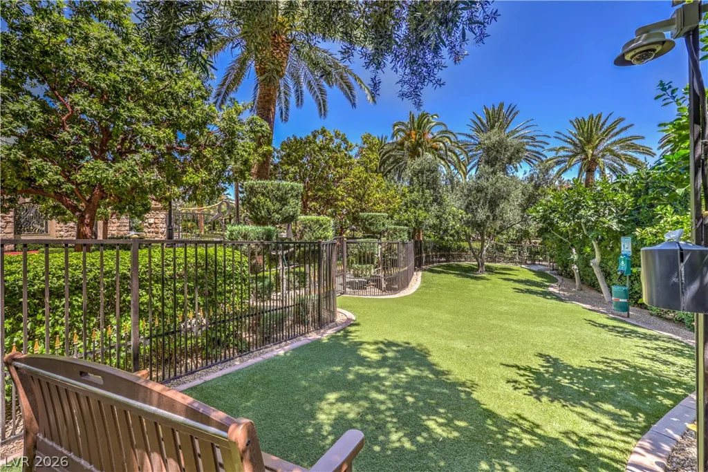 9101 Alta, Las Vegas, NV 89145