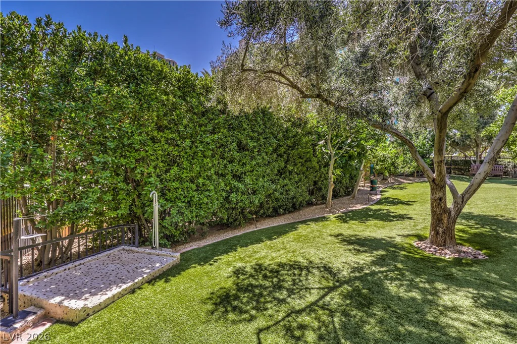 9101 Alta, Las Vegas, NV 89145