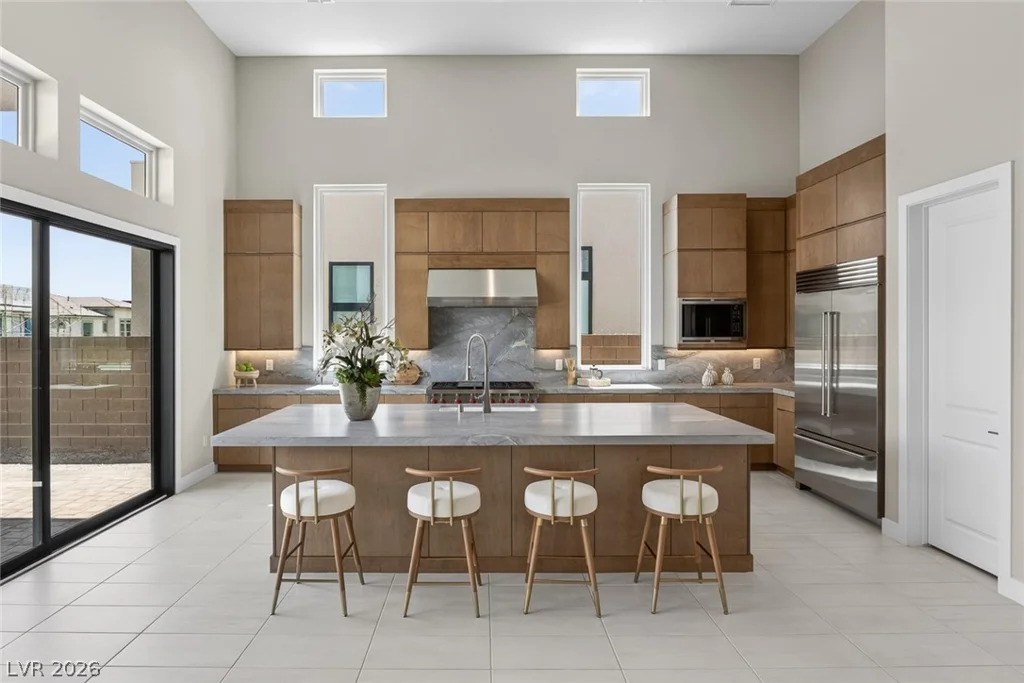 5064 High Hill, Las Vegas, NV 89135