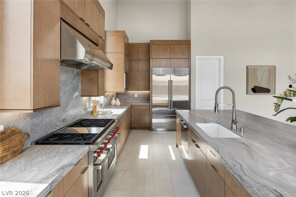 5064 High Hill, Las Vegas, NV 89135