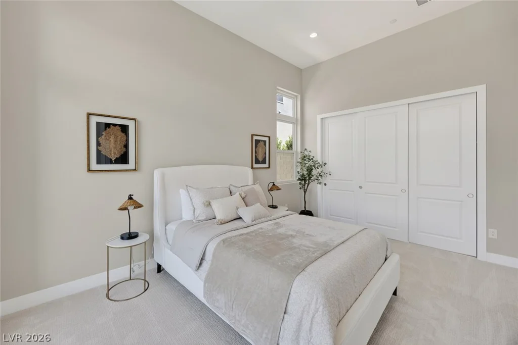 5064 High Hill, Las Vegas, NV 89135