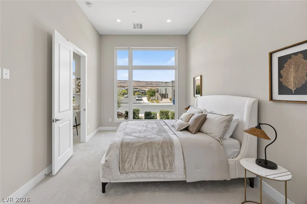 5064 High Hill, Las Vegas, NV 89135