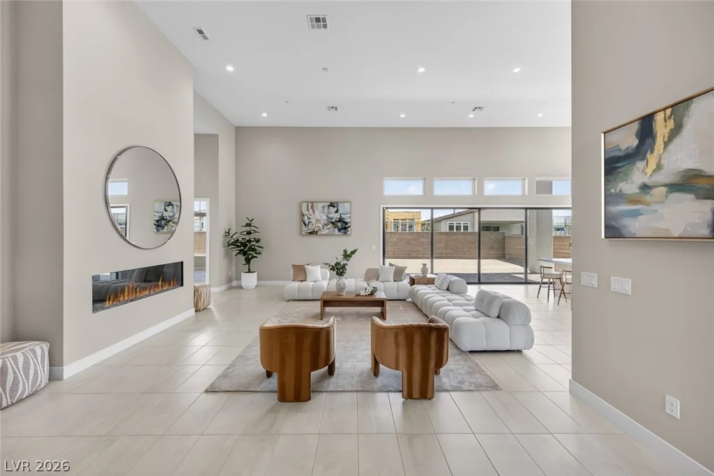 5064 High Hill, Las Vegas, NV 89135