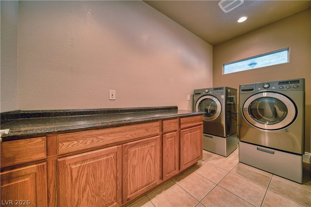 4900 Cheyenne, Pahrump, NV 89061