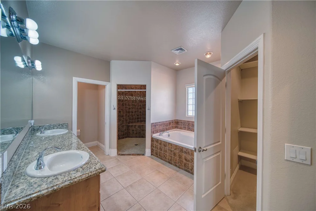4900 Cheyenne, Pahrump, NV 89061