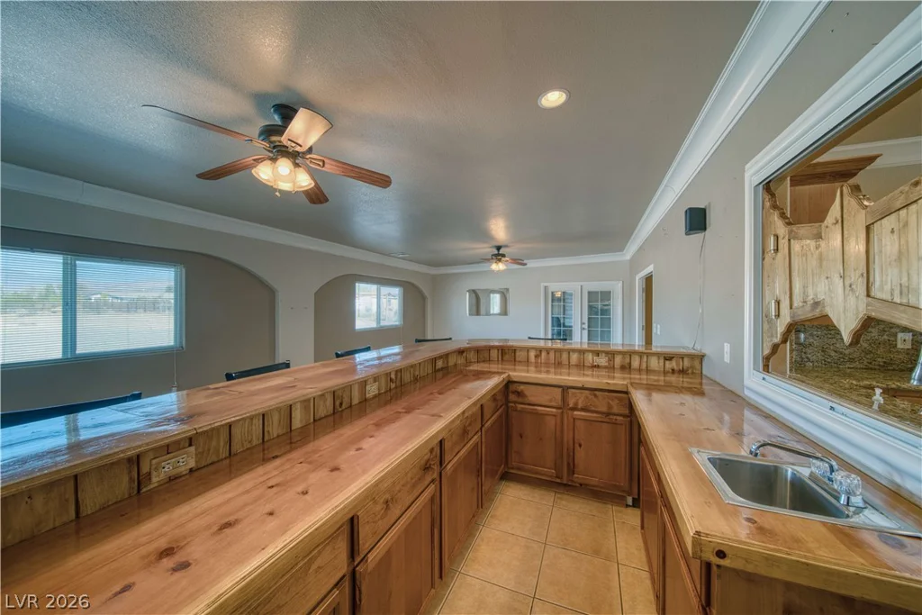 4900 Cheyenne, Pahrump, NV 89061