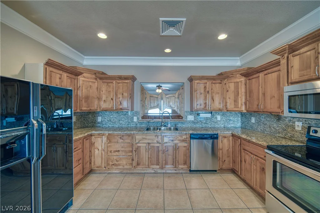 4900 Cheyenne, Pahrump, NV 89061