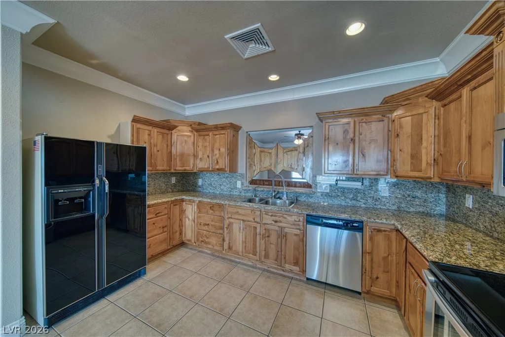 4900 Cheyenne, Pahrump, NV 89061