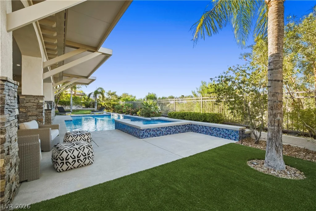 9320 Tournament Canyon, Las Vegas, NV 89144