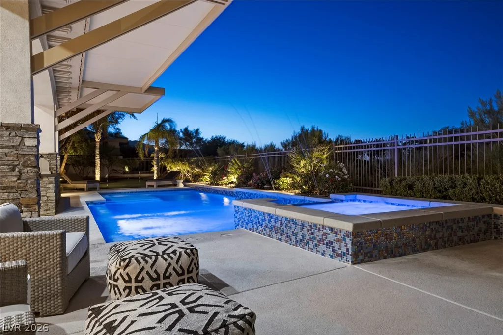 9320 Tournament Canyon, Las Vegas, NV 89144