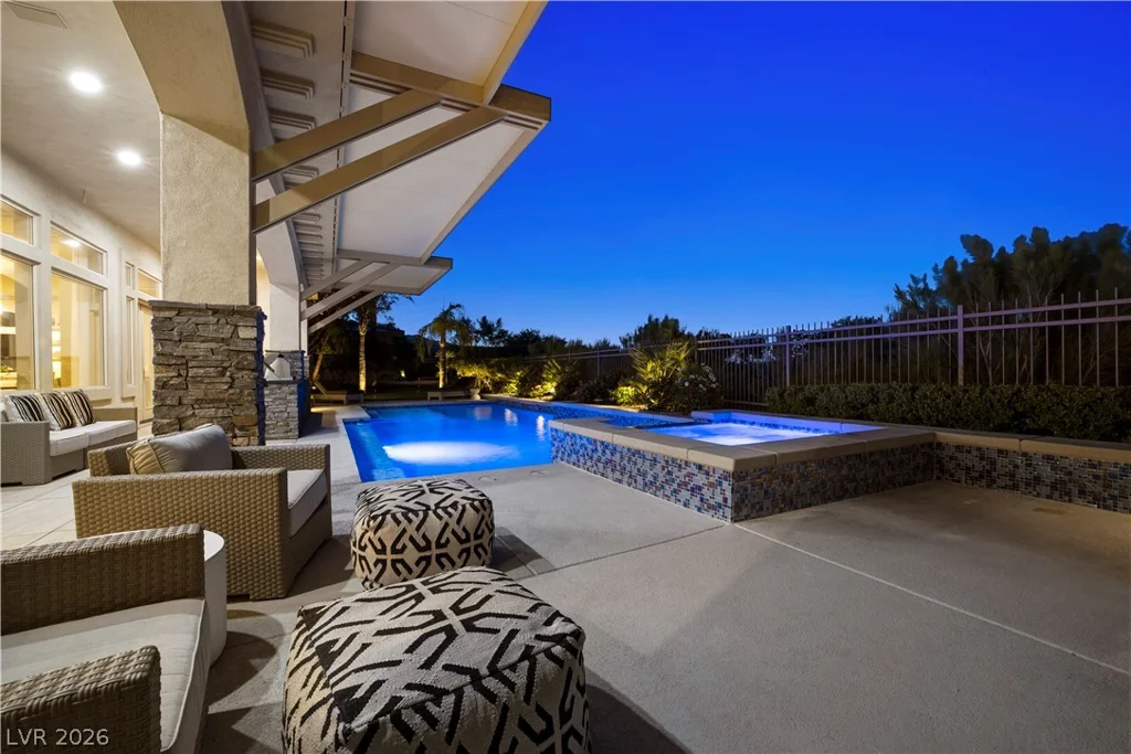 9320 Tournament Canyon, Las Vegas, NV 89144