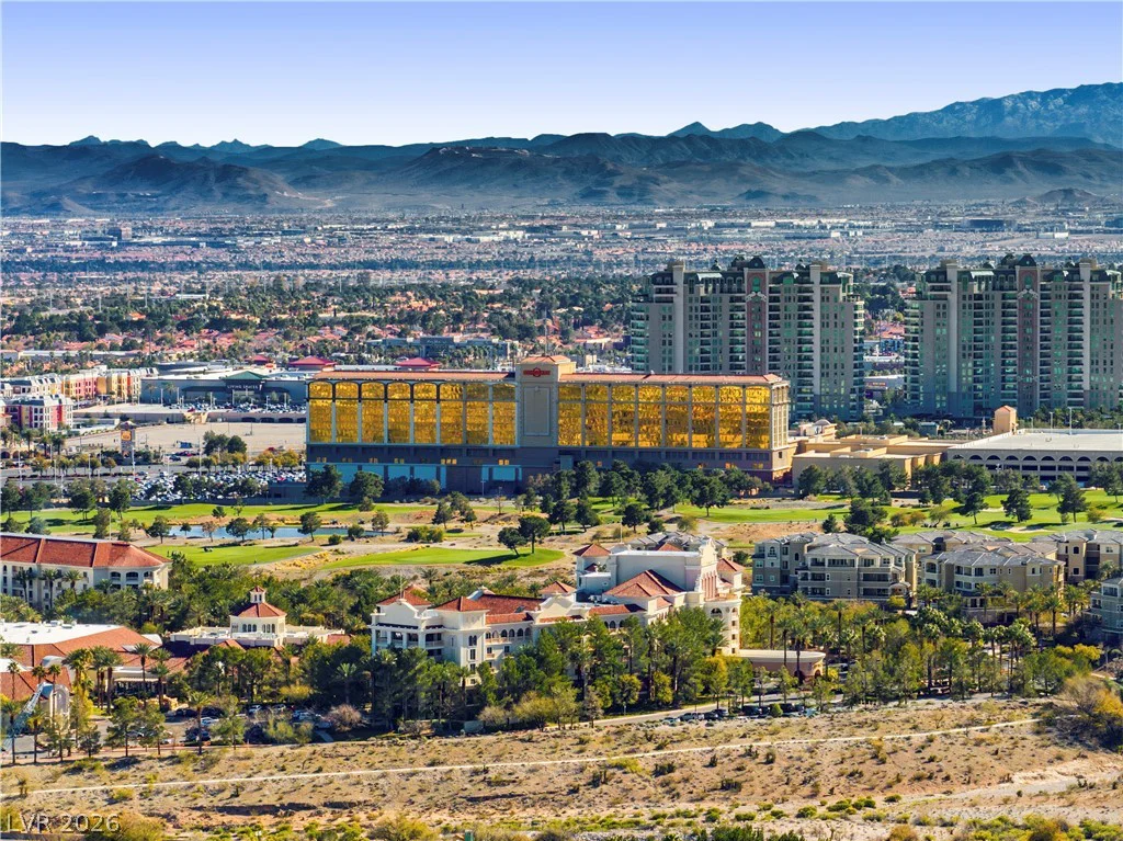 9320 Tournament Canyon, Las Vegas, NV 89144