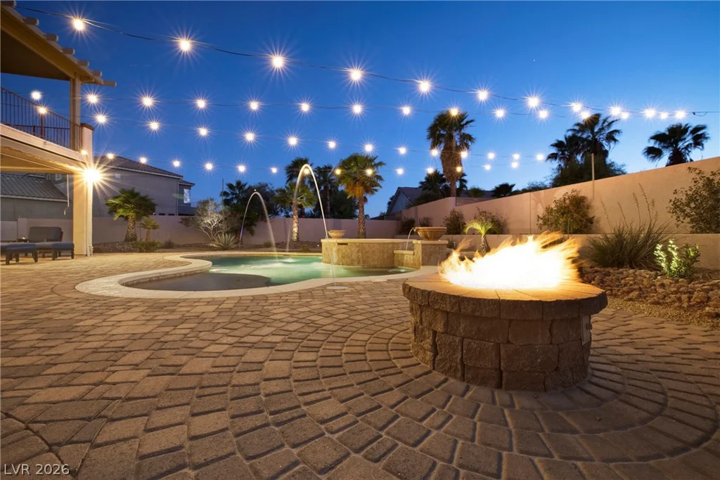 7683 Rafter, Las Vegas, NV 89139