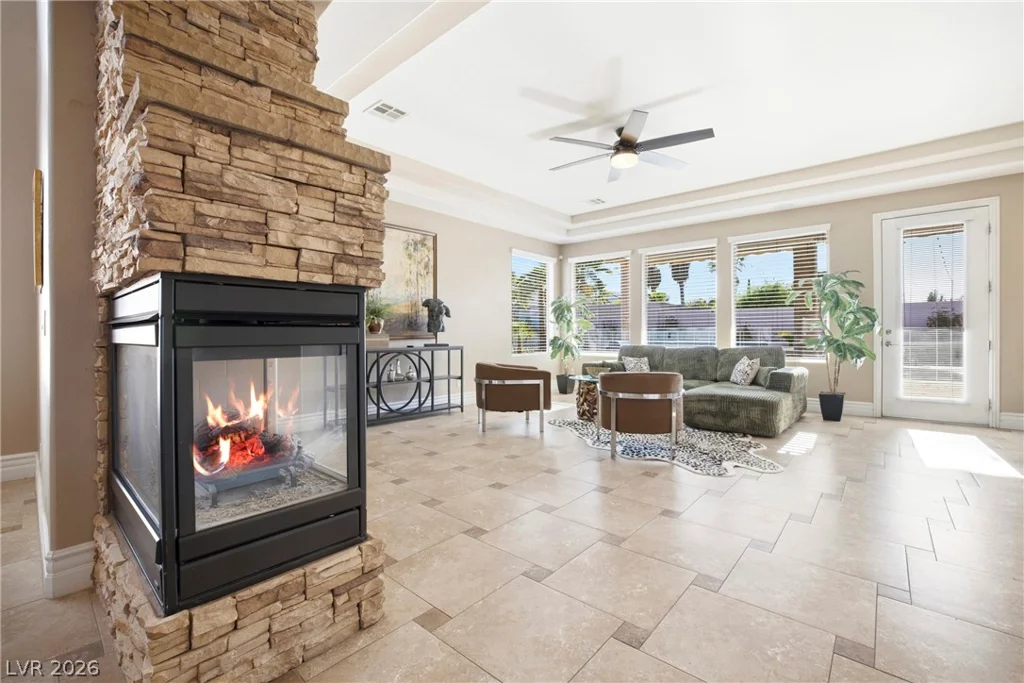 7683 Rafter, Las Vegas, NV 89139